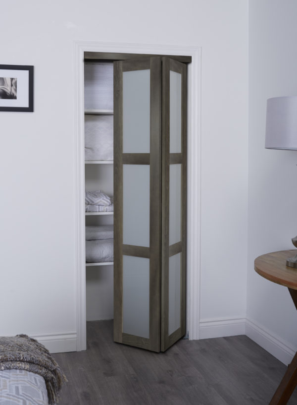 EU3150_Euro-3-Lite-Bifold_Iron-Age_Lifestyle-1