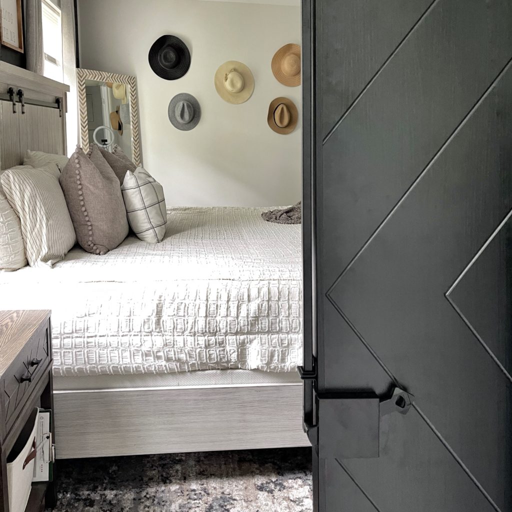 Easy Latch Barn Door Privacy Hardware Kit